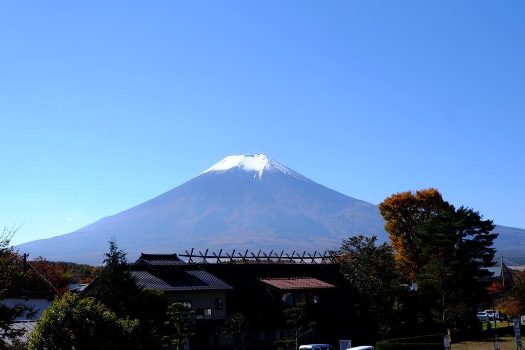 Lake Oshino Esterno foto