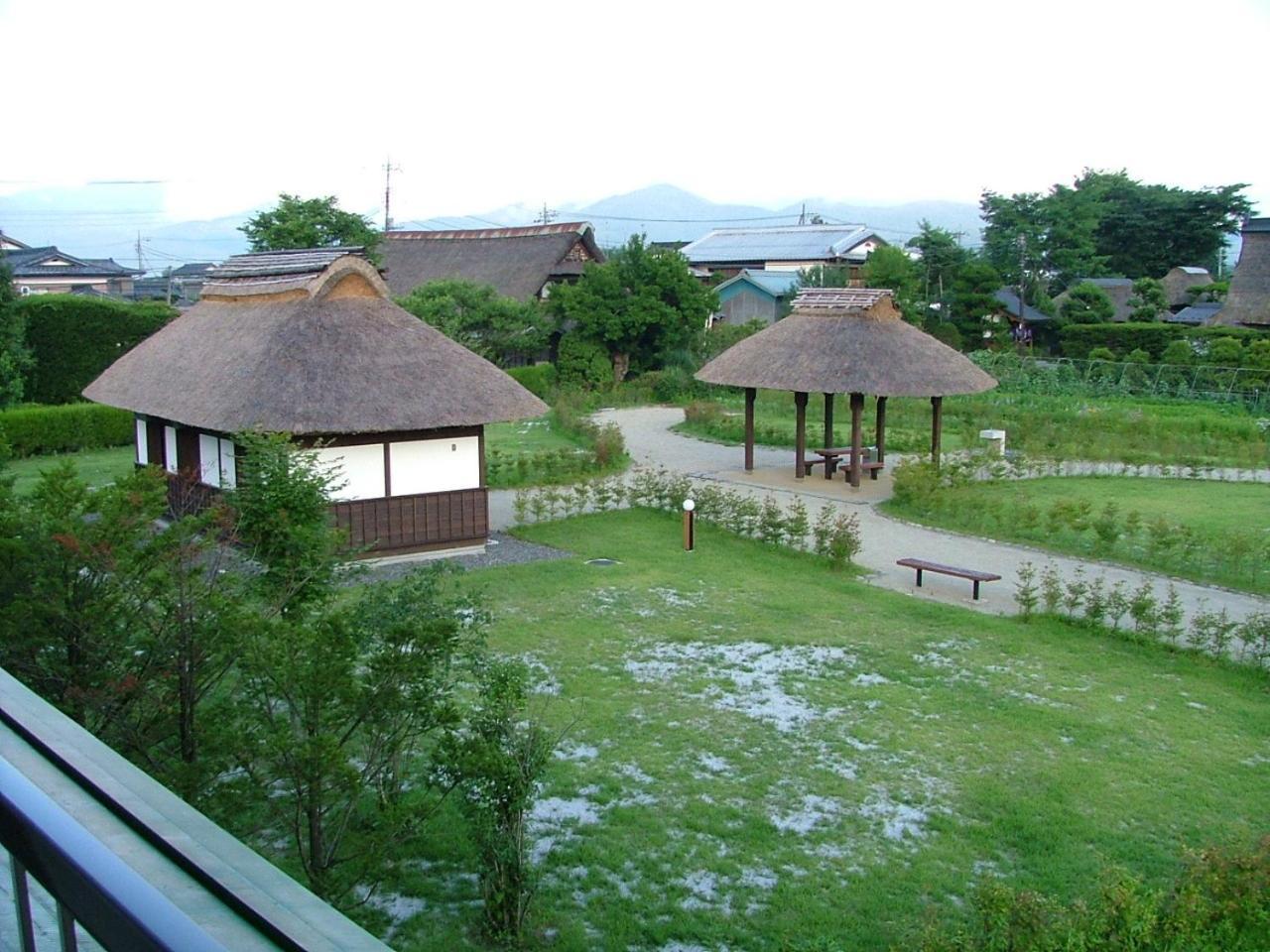 Lake Oshino Esterno foto